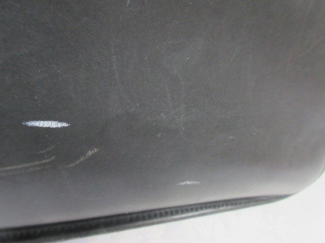 Picture 9 of 24