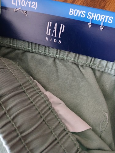 Boys Gap Shorts New Granite Green Size 10/12 - Picture 2 of 4