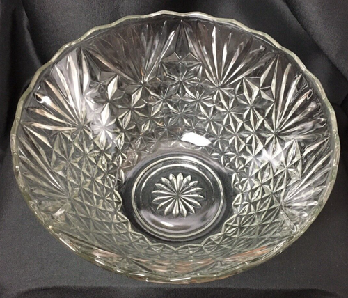 VINTAGE ANCHOR HOCKING ARLINGTON PATTERN PUNCH BOWL 12" AND 10 PARTY CUPS SET - Picture 6 of 15