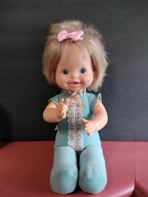 1981 MATTEL BYE BYE DIAPERS BABY DOLL  & PULL STRING CLAPS HANDS - WORKS