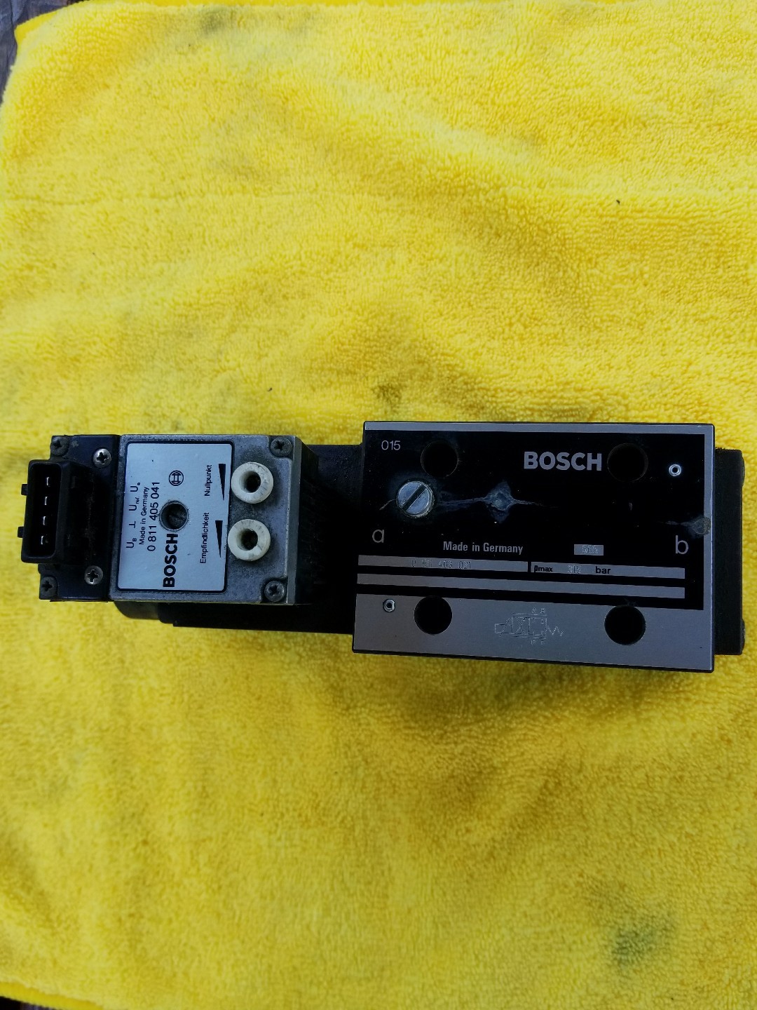 bosch 0 811 403 021