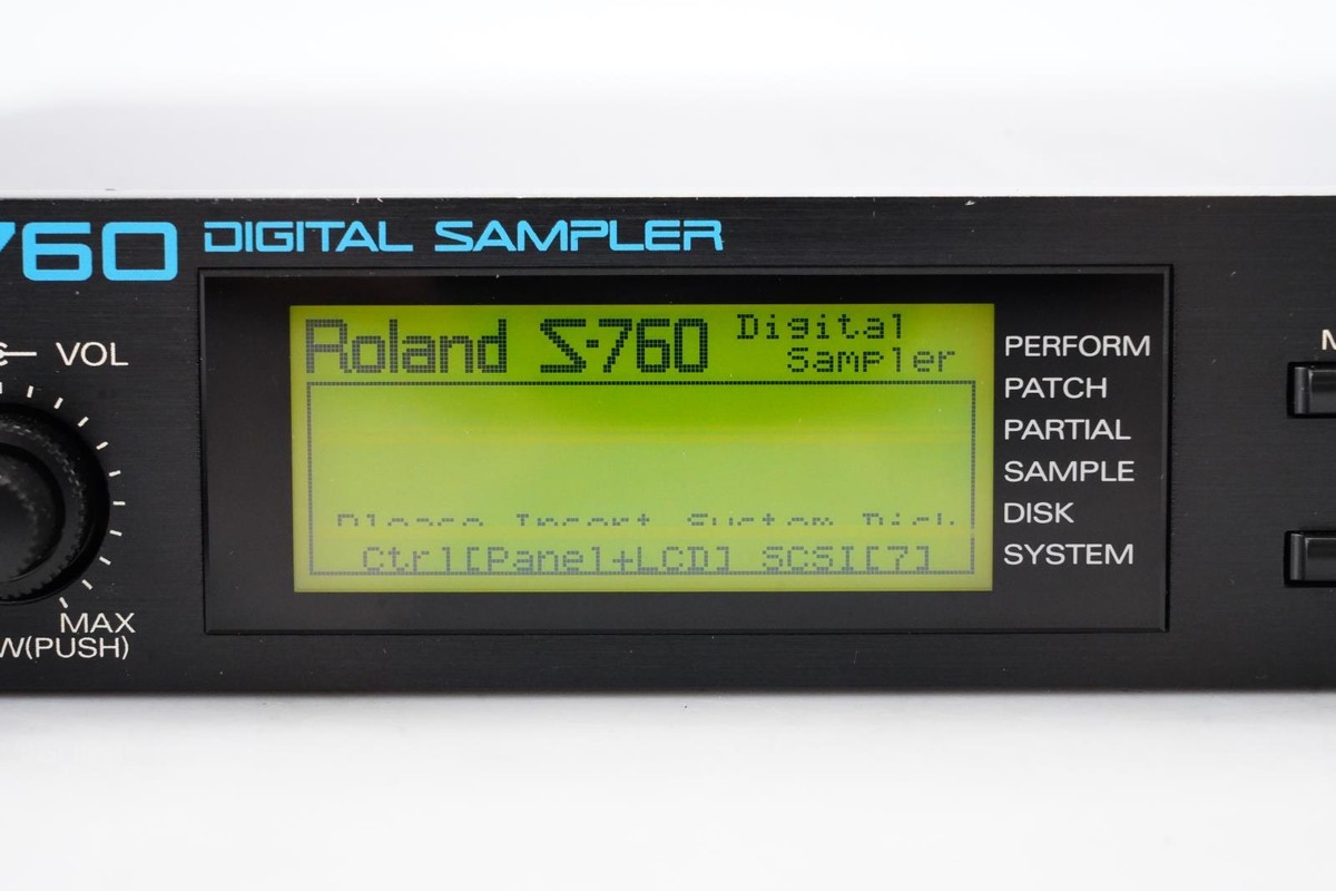 Roland S-760 16-Bit 32MB Digital Sampler w/ Software Disk & MIDI 