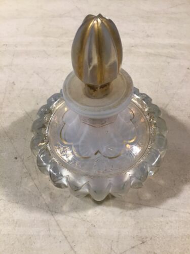 Botella bohemia checa Biedermeier de 1800-1850 con tapa: blanco leche y oro - Imagen 2 de 11