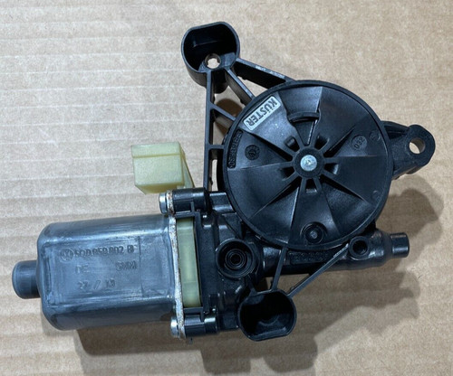 Audi VW Fensterhebermotor Fensterheber Motor 5Q0959802B
