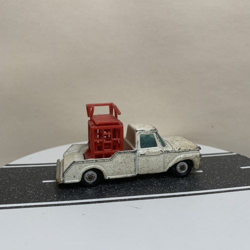 Husky Ford F350 Tower Truck White/Red Diecast Construction Work Truck VTG - Picture 2 of 15