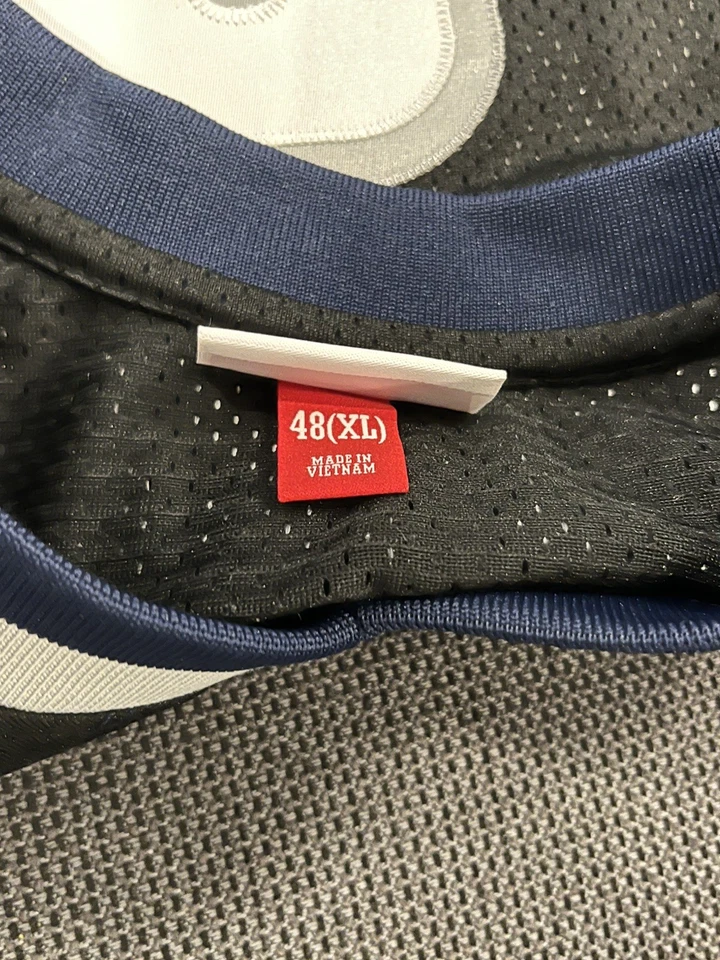 Camiseta Mitchell & Ness Auténtica Allen Iverson Georgetown 1995 Talla XL Foto 3 de 3