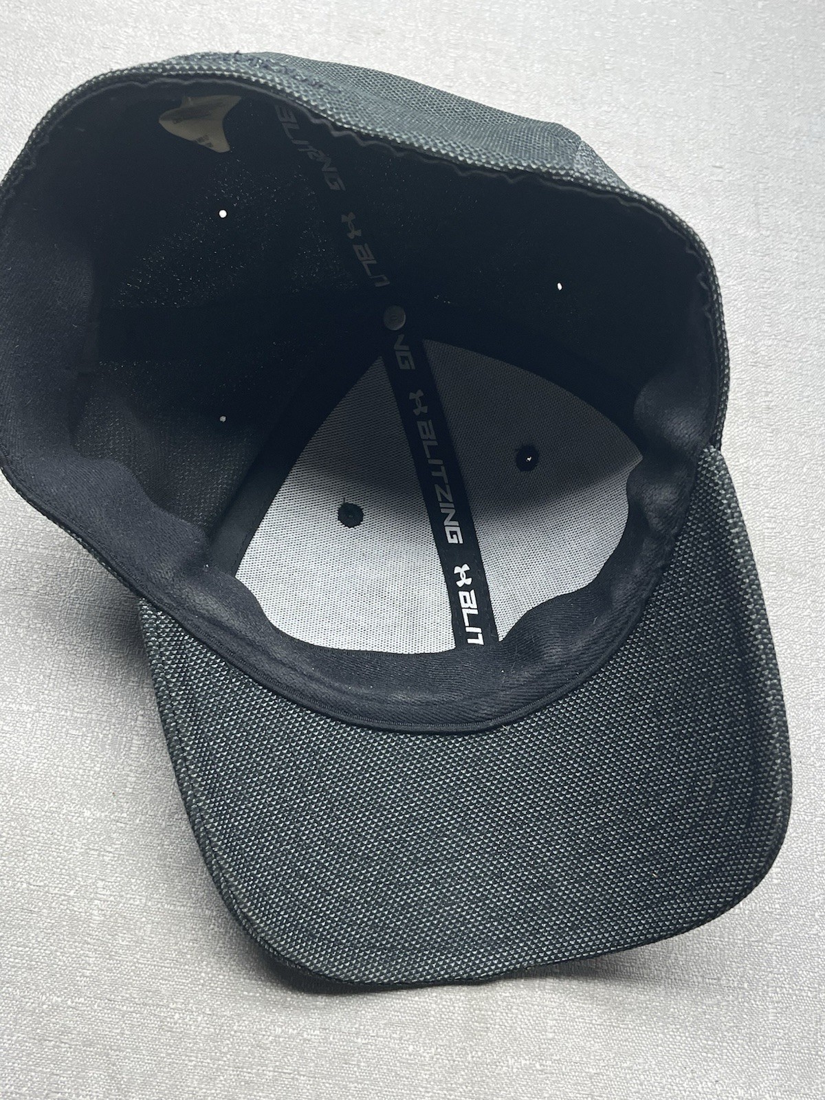 Under Armour Blitzing Fitted Hat Solid Gray M/L E… - image 3