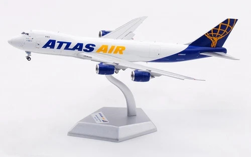 Atlas Air B747-8F N860GT Flaps Down HX Models B632205F 1:400 Scale Diecast Model - Picture 4 of 6