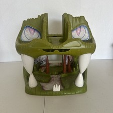 Vintage 1983 LJN FORTRESS OF FANGS Dungeons & Dragons -Playset NOT Complete-