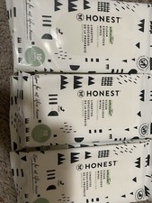 6 sample Honest sensitive clean wipes 10 wipes per pack