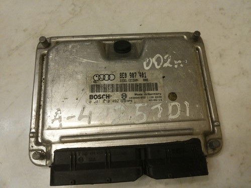 Audi VW Motorsteuergerät Computer ECU 8E0907401 0281010492