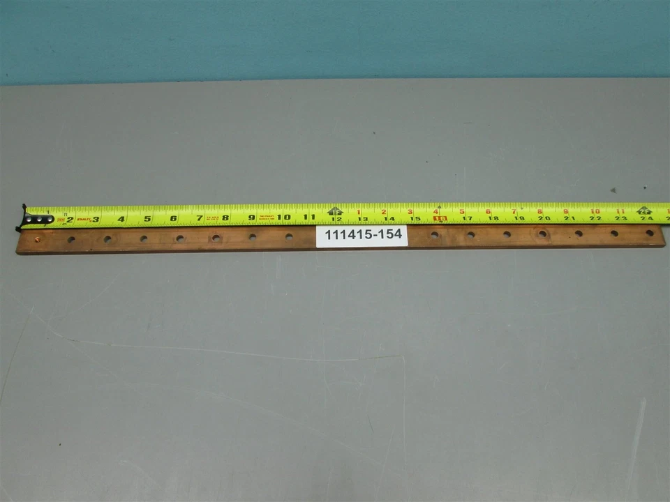 Barra colectora de cobre 24 1/2" de largo 1" de ancho 1/4" de espesor rectangular perforada Foto 2 de 2