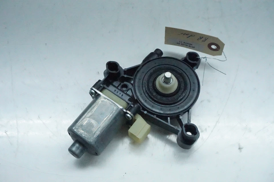 Audi S5 Sportback 2018-2023 OEM puerta trasera derecha motor ventana 8W0959802 Foto 3 de 4