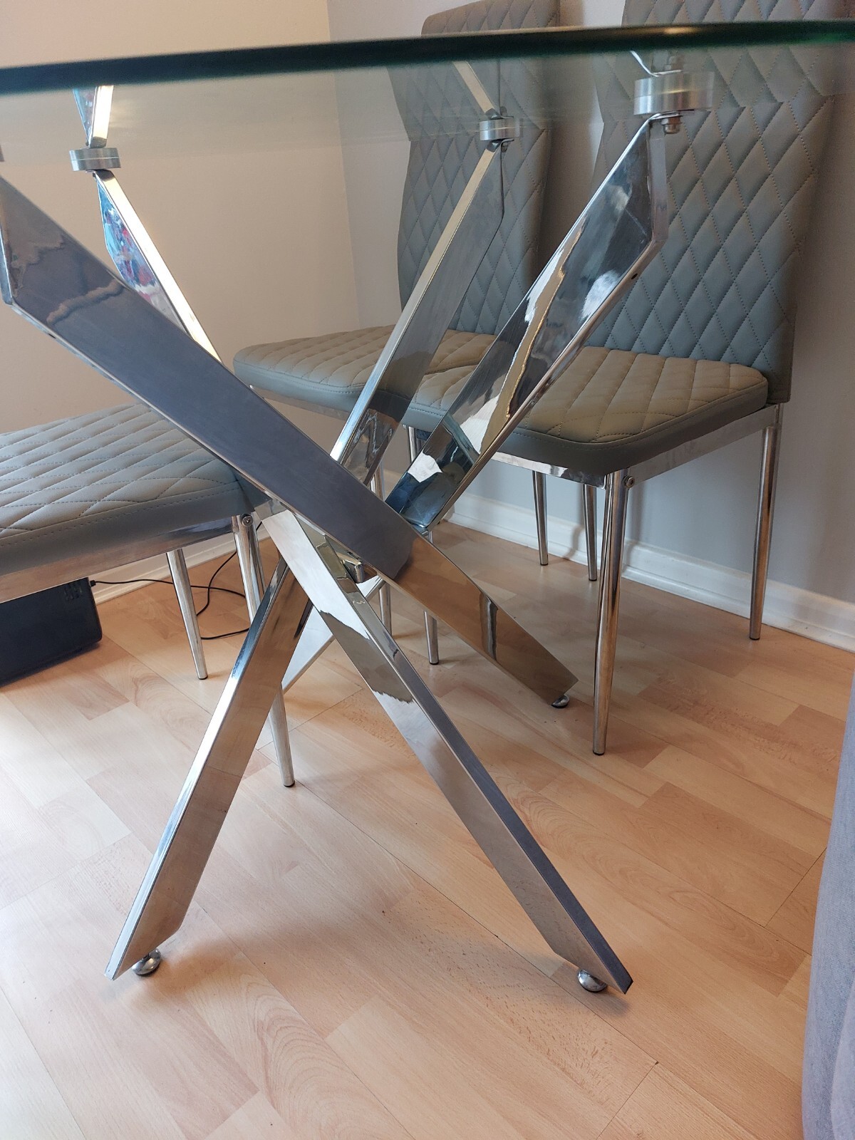 Round Glass Table And 4 Chairs eBay