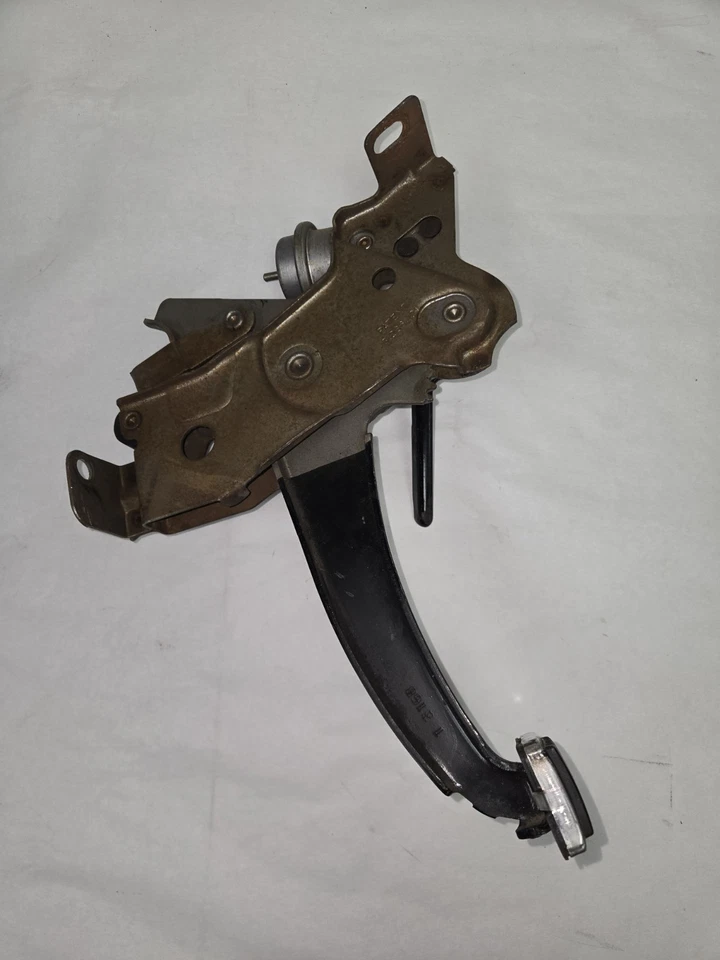 1968 Cadillac Deville Fleetwood Emergency Brake Pedal Assembly OEM GM - Image 3 of 4