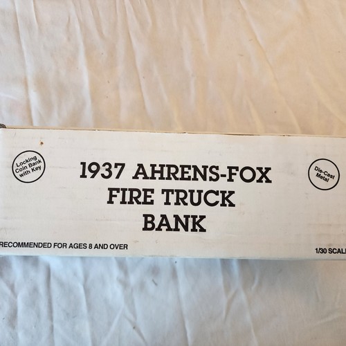 Ertl 1937 Ahrens-Fox Pumper 1/30 Fire Truck Bank Fort Worth #B711 - Picture 7 of 8