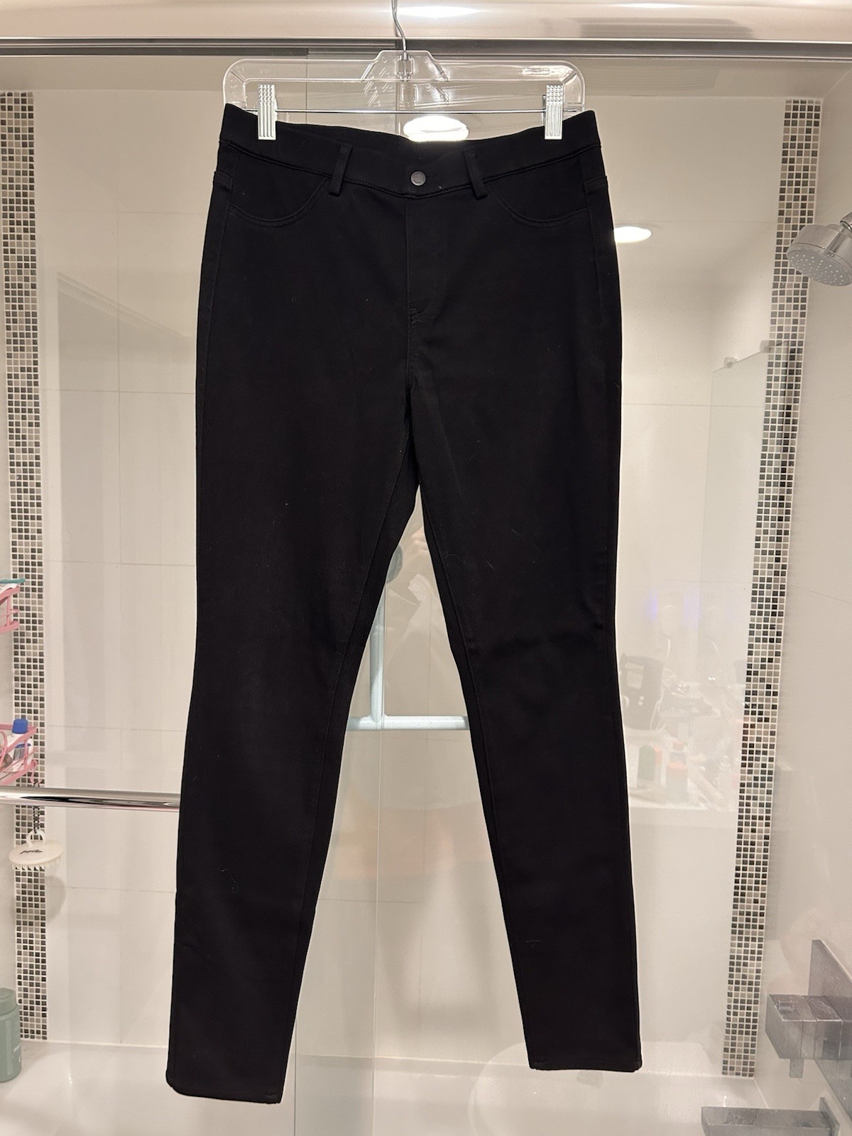 NWT Uniqlo Womens Ultra Stretch Skinny Jeans Black Mid Rise Denim Large Tapered