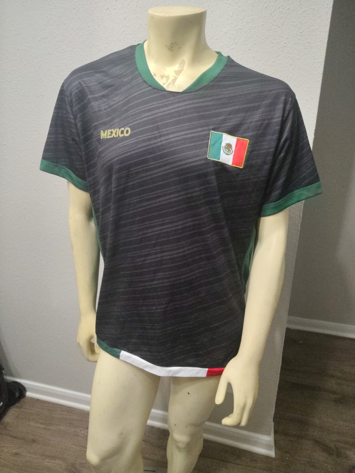 Mexico Soccer Jersey By Striker Men's Size 2XL