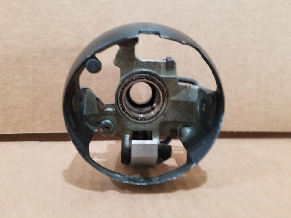 80-91 Ford Truck Bronco Tilt Steering Column Bearing Housing - Image 4 of 4