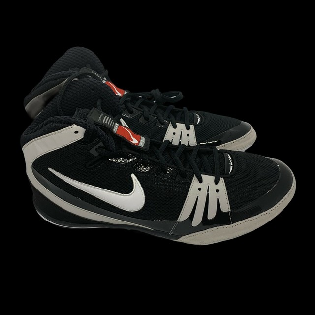 white and gold freeks