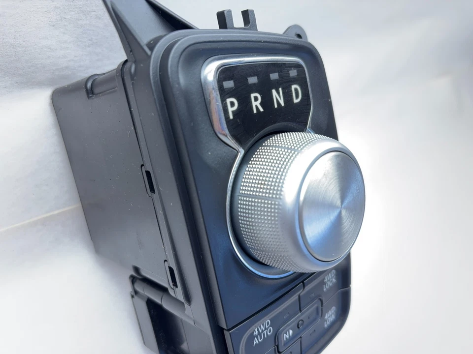 Perilla selectora de cambios de transmisión Ram 1500 2014-2018 4x4 BW44-44 56054275 cromada Foto 4 de 4