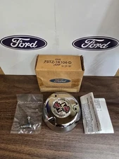 OEM Genuine Ford F5TZ-1K104-D Cap Assembly / Auto-Locking Hub Cap – 4WD – NOS