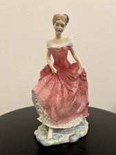 ROYAL DOULTON CHINA FIGURINE SUMMER’S DAY HN 3378 Vintage 