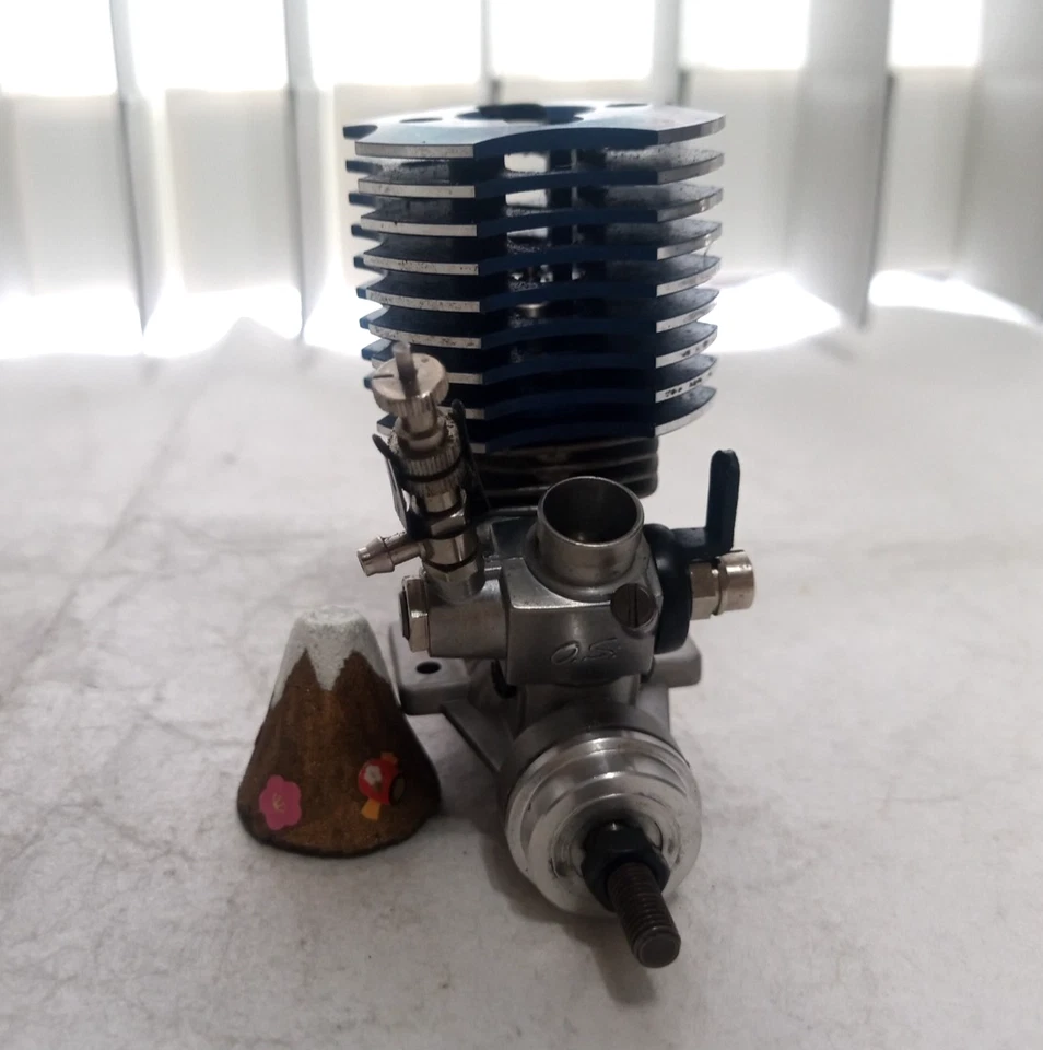 O.S. MAX CZ-12Z Engine Non-Pull-Start Nitro Engine 11222 Rare - Image 4 of 4