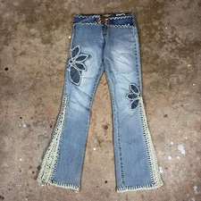 Y2K 2000s Crest Crouched Bellbottom Flare Flowers Low Rise Jeans Size 1/2