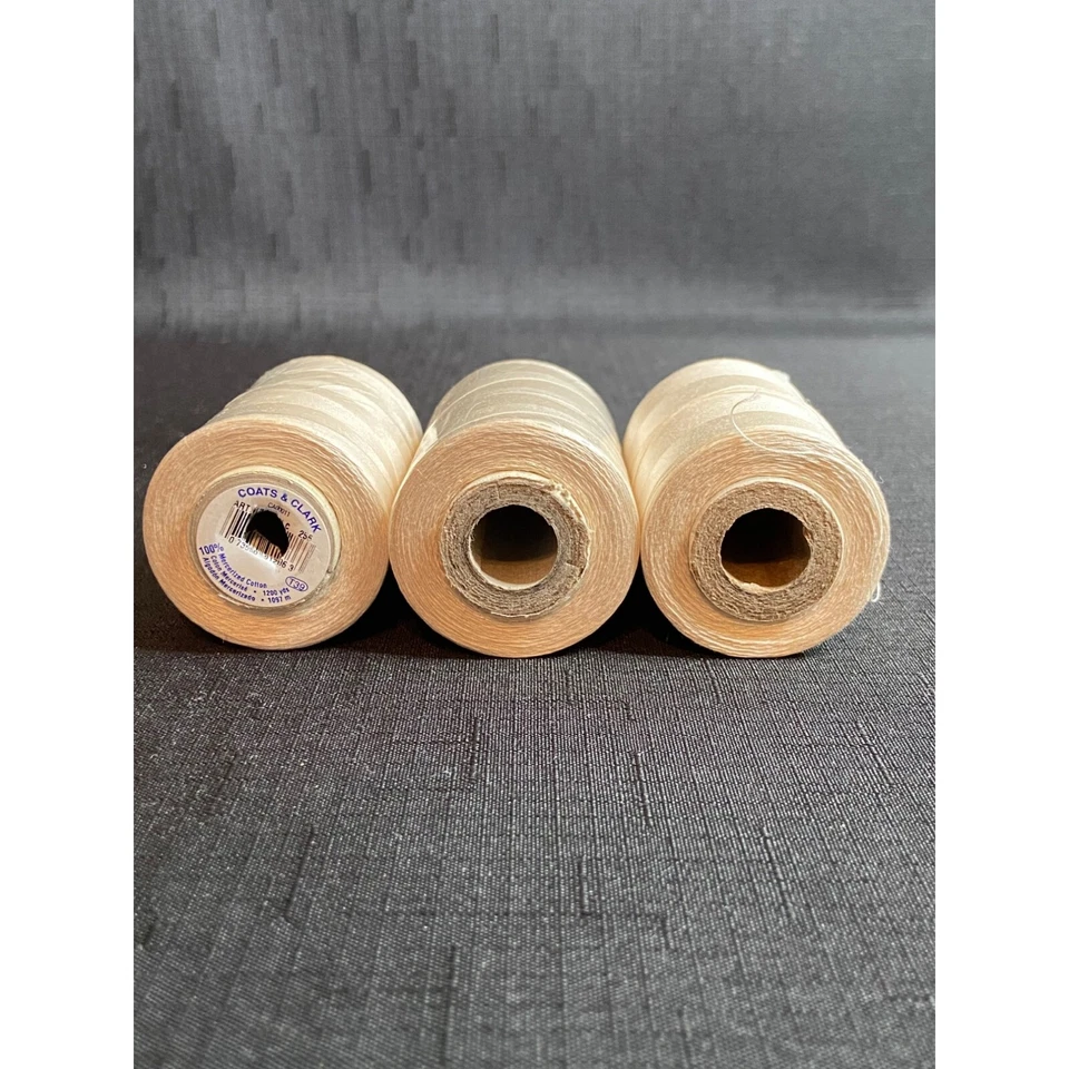 Lote de 3 conos de hilo de acolchado de algodón mercerizado 1000 yardas cada uno blanco roto EE. UU. Foto 4 de 4