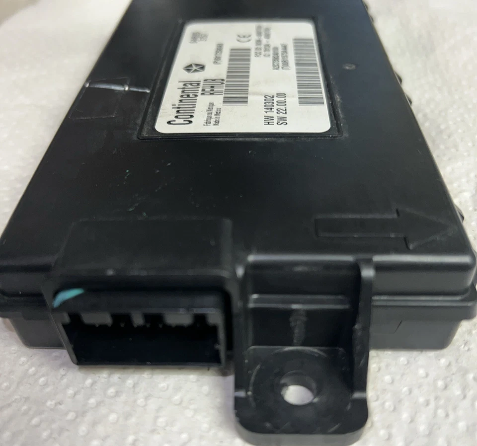 Dodge Journey Charger Chrysler 300 Mopar 2013 usado receptor de buje OEM 68172580AB Foto 3 de 3