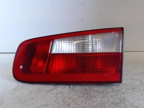 Feu Arrière Droit Complet Pour Renault Laguna II 1.9 DCI - Référence 8200002476 - Occasion Fonctionnel