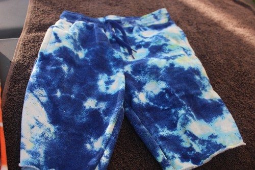 Boys Size 8 Heavy Duty 100% Cotton Tye Dye Shorts Size 8 Made n Egypt - Picture 2 of 5