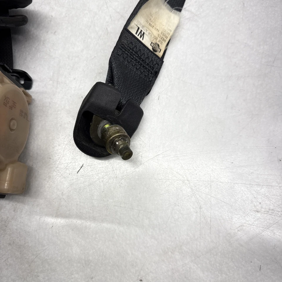 2003-2009 Nissan 350z Coupe Driver Left LH Front Seat Belt Grey - Image 4 of 4