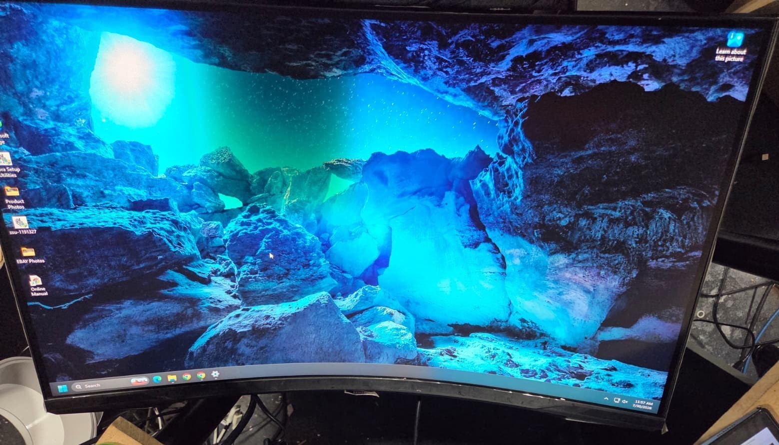 Samsung Odyssey G7 32" QLED Curved Gaming Monitor For Parts - Tested