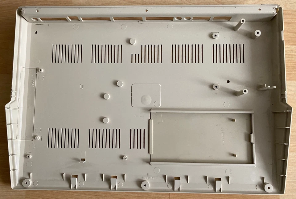 AMIGA 500+ Desktop Gehäuse, S.Nr.: 001563, sehr gut#09 25 - Bild 2 von 4