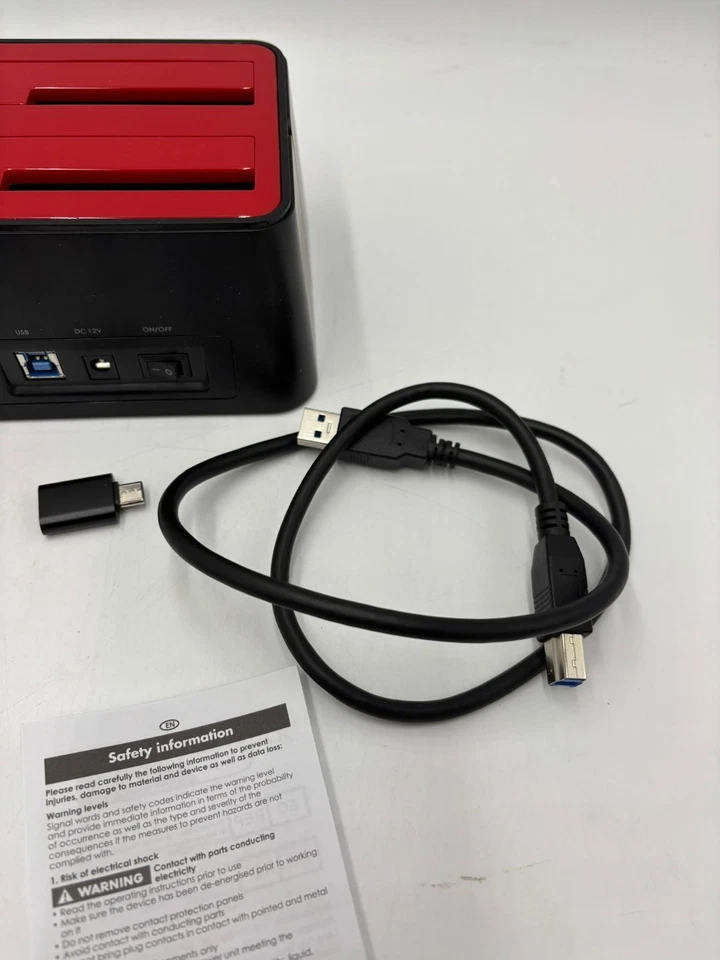 WAVLINK USB 3.0 to 2.5" 3.5'' SATA Hard drive Docking Station Dual Bay HDD/SDD - Image 3 of 4