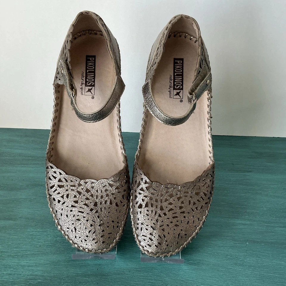 Pikolinos P. Vallarta Women Sz 37 US 6.5 /7 Gold Tone Leather Mary Jane Sandals - Image 2 of 4