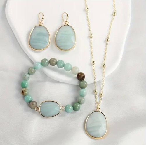Natural Blue Larimar Gemstone Necklace, Pendant\s Bracelet and Earrings Box - Picture 2 of 6
