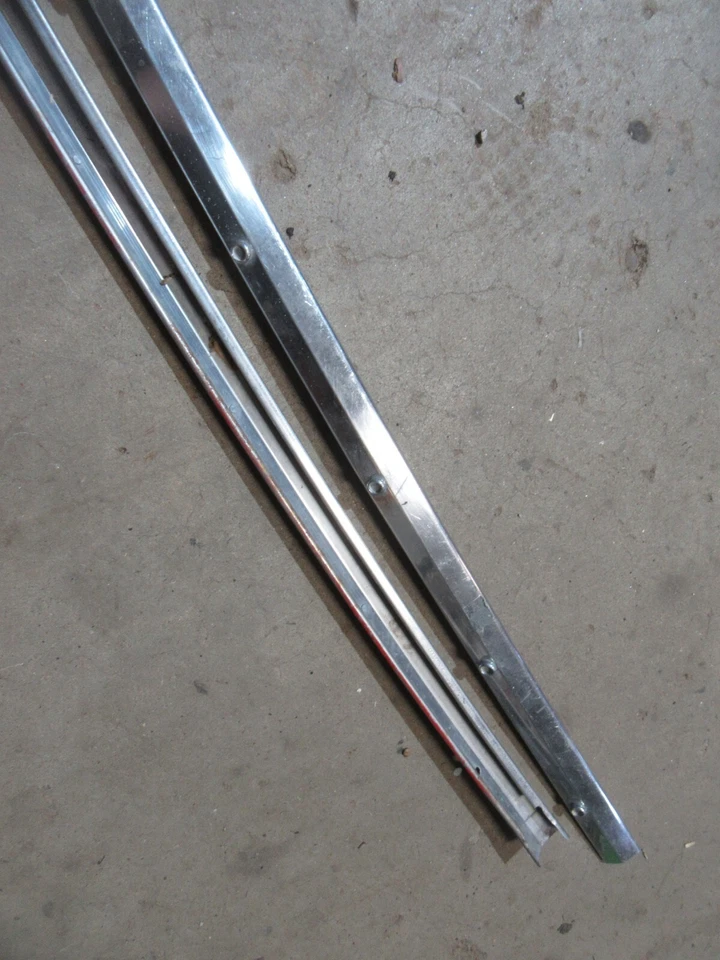 Chevrolet Impala 1967 1968 convertible carrocería trasera pellizco soldadura moldura piezas Foto 2 de 4