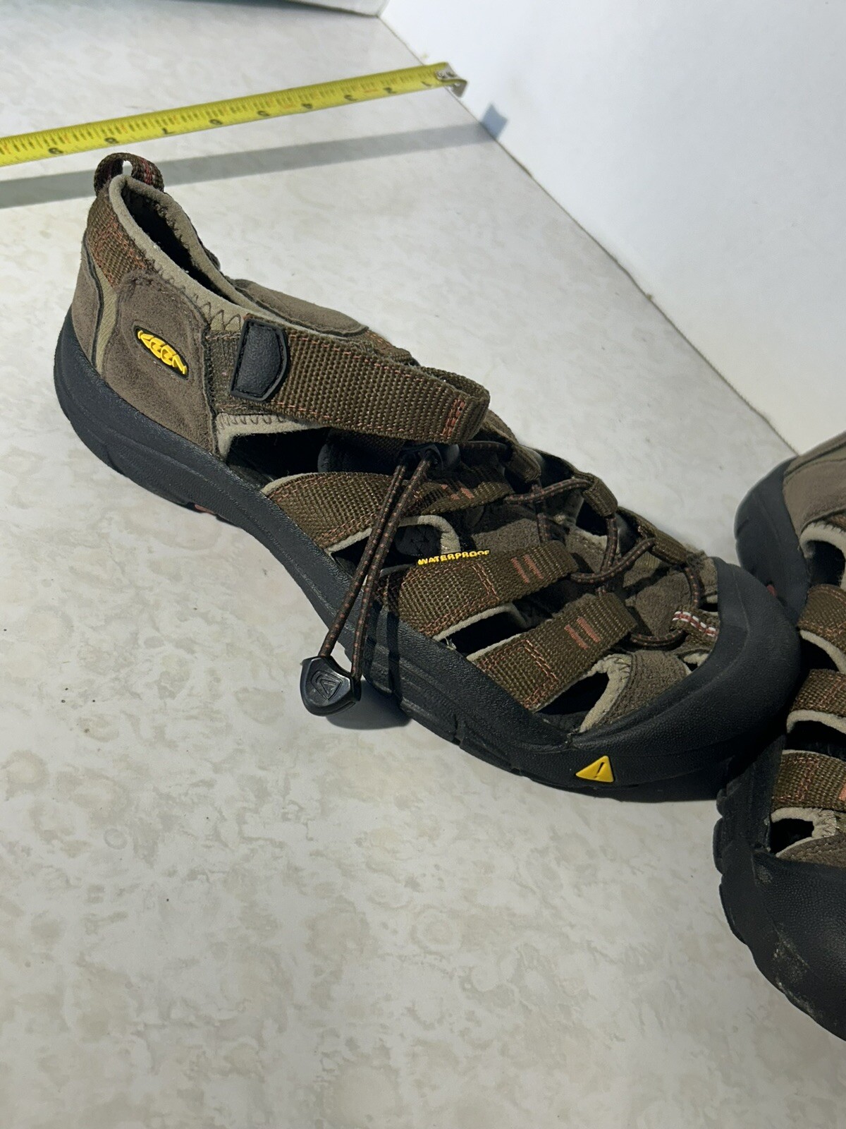 Keen Newport 2 sandalo sportivo impermeabile scarpe da trekking trail taglia 5 1006570