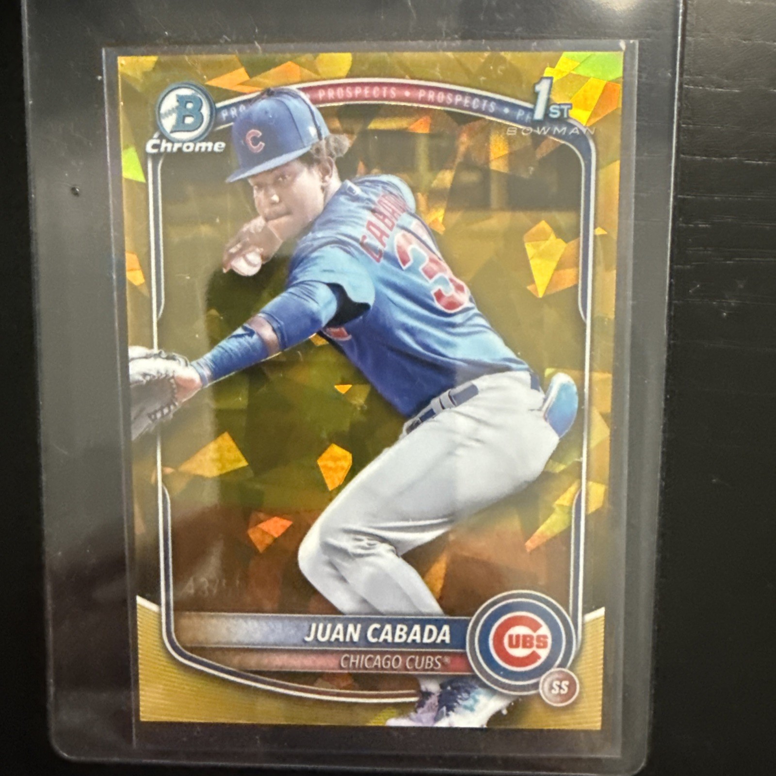 2025 Bowman Chrome Sapphire Juan Cabada Gold Refractor 1st Prospect #50/50 Cubs