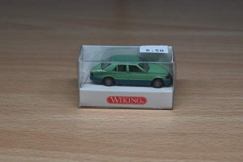 Wiking #1530216 escala 1/87 HO - Mercedes Benz 320E | Condition: New