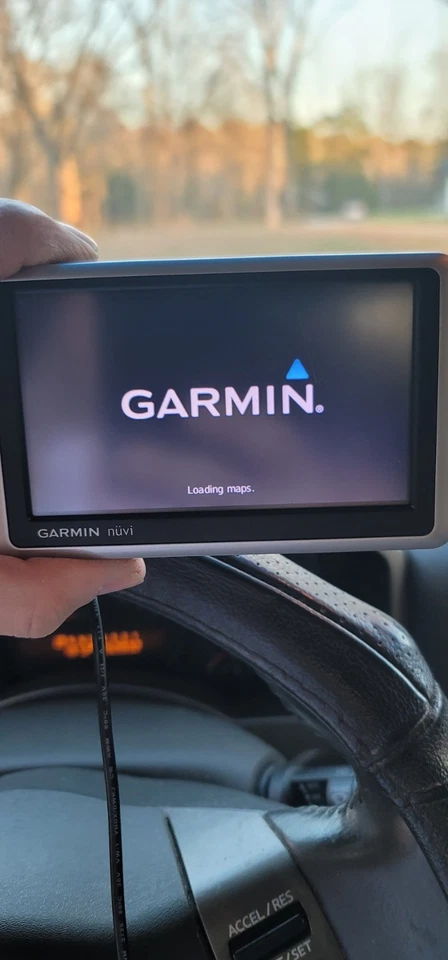 Garmin Nuvi 1350 Automotive GPS Unit - Image 4 of 4