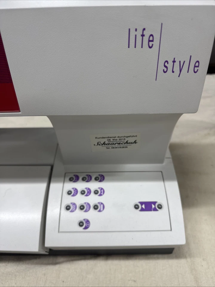 Pfaff 2022 Life Style mit IDT-SYSTEM Nähmaschine Top-Zustand  - Bild 4 von 4