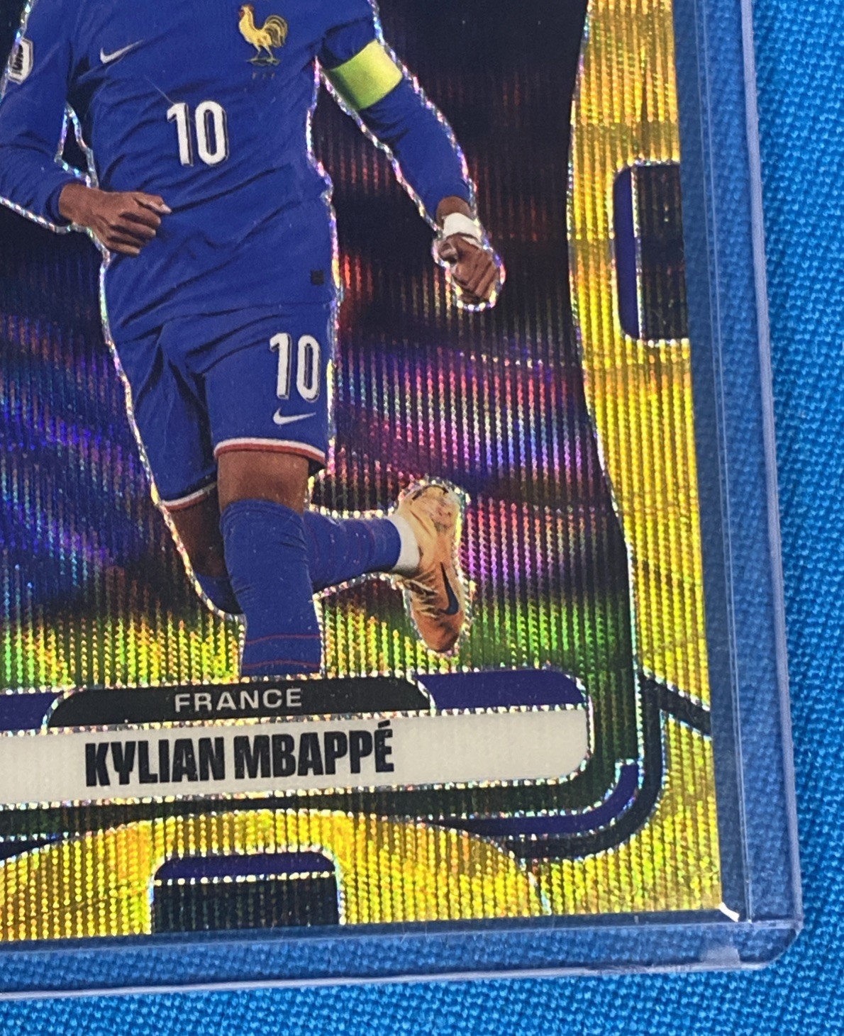 2026 FIFA Prizm #40 Kylian Mbappe 03/10 Gold Prizm Minor Indention On The Back view 3