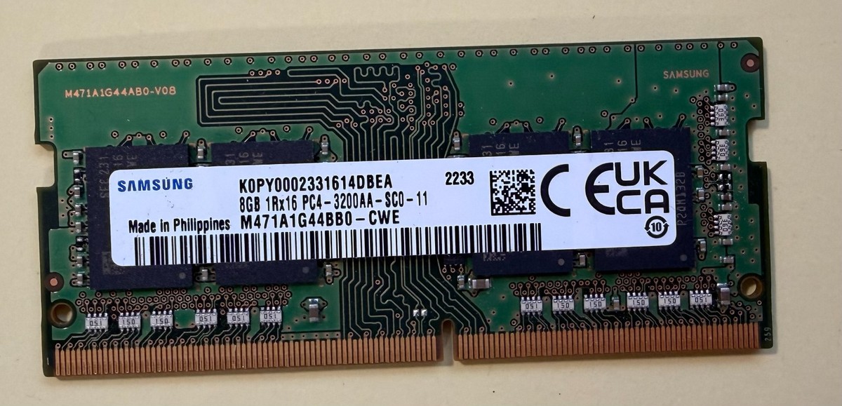 Samsung 8GB 1RX8 DDR4-3200 PC4-3200MHz 260pin Laptop SODIMM Memory