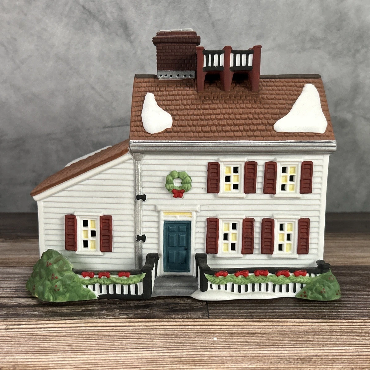 Department 56 Heritage Village Collectible Villages & Houses for