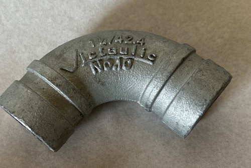 Victaulic Grooved End 90 Degree Elbow 1-1/4โ No.10 Galvanized Pipe Fitting 42.4