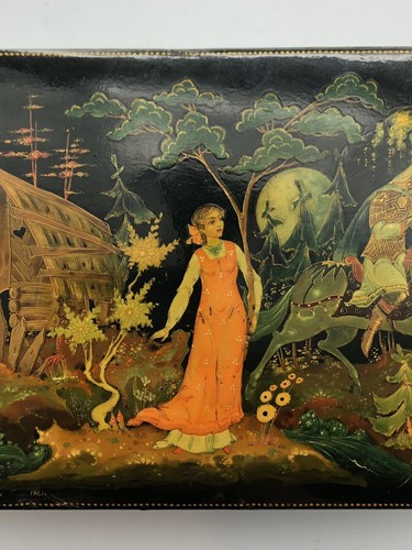 Fairytale Whimsical Painted Palekh Lacquer Box 1961 Russian Signed PETROV 4x6.5" - Picture 3 of 19